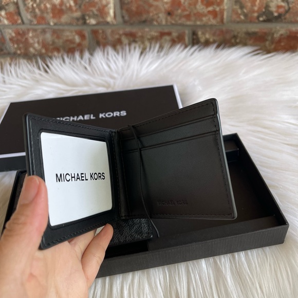 Micheal Kors men wallet - Picture 5 of 5